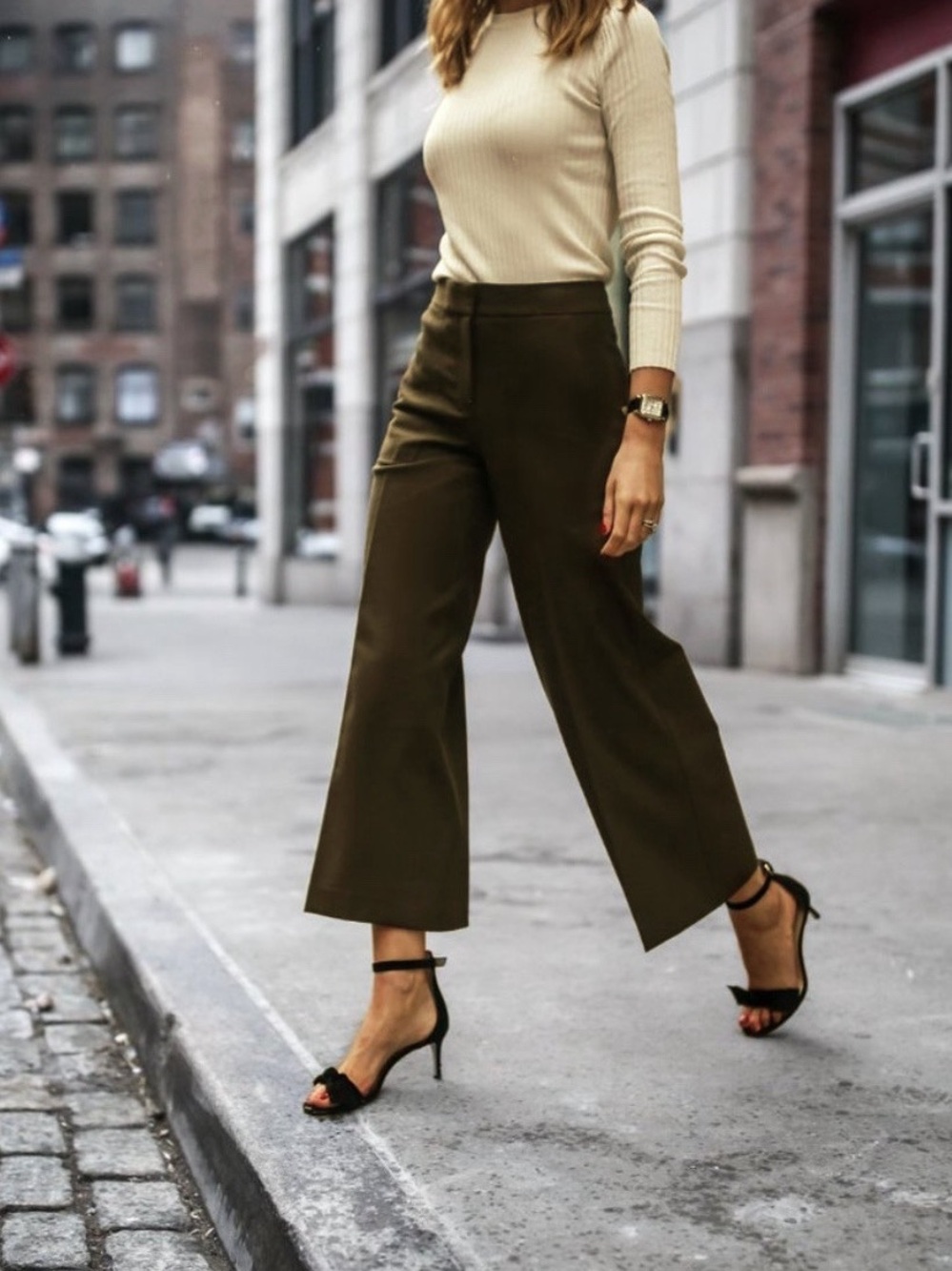 Ann Taylor Wide Leg High-Rise Cropped Pants  Olive Trousers Casual Classic Sz 12 - Picture 2 of 8